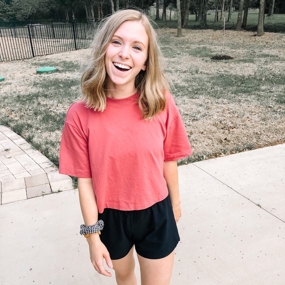 Meet your posher, Rylie. - Picture 3 of 3